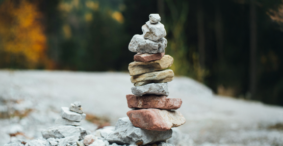 Cairns, cailloux en équilibre